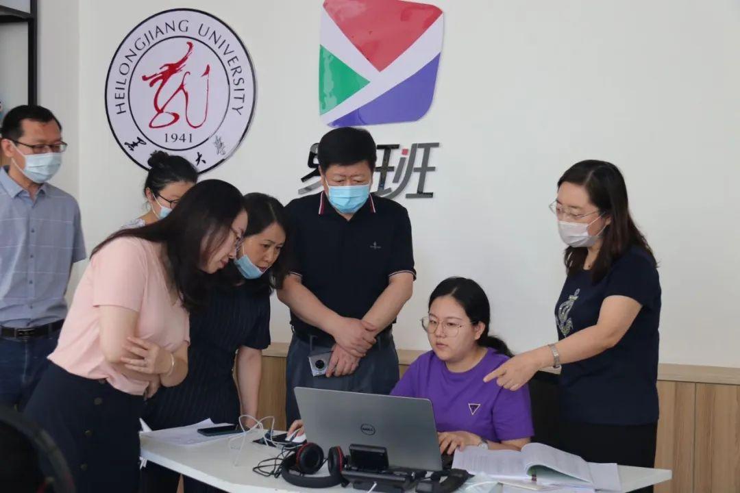 高考在線咨詢，助力學子跨越人生重要關口成功之路